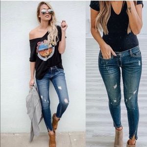 NWT Vici ankle slit jeans brand new never worn